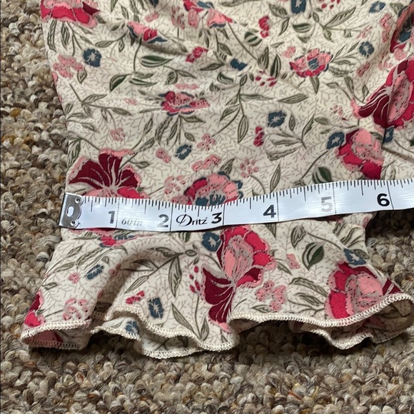 Nasty Gal Floral V-Neck Ruffle Dress Size 4 - Picture 7 of 11